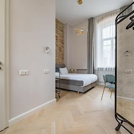 Апарт-готель Grand Crown 4*