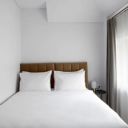 Grand Crown Aparthotel