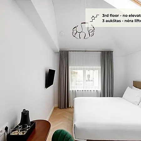 Grand Crown Aparthotel