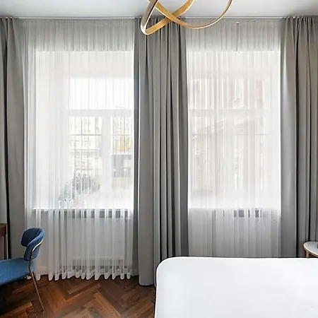 Grand Crown Aparthotel 3*