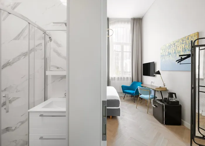 Grand Crown Aparthotel