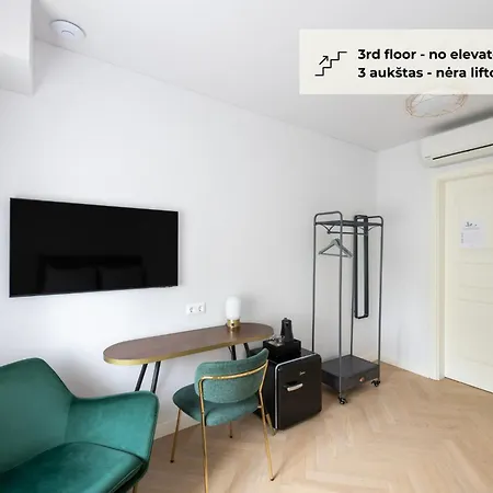 Grand Crown Lägenhetshotell