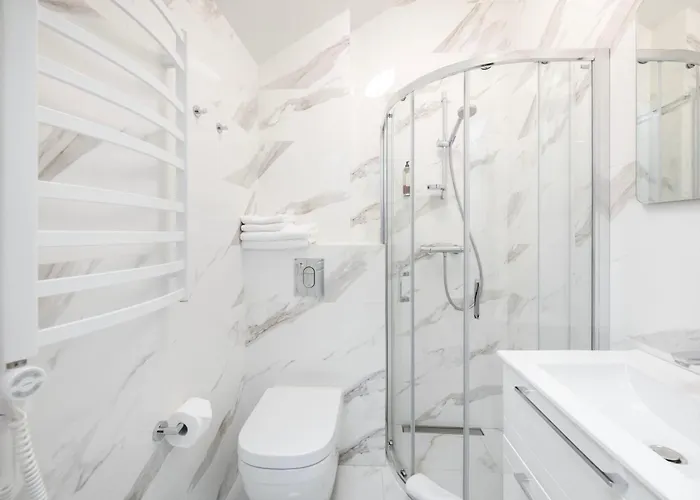 Grand Crown Lejlighedshotel 4*