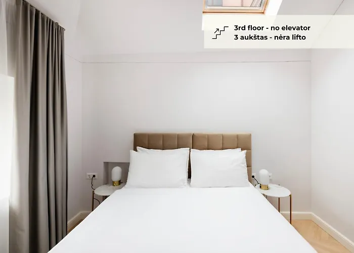 Grand Crown Lejlighedshotel 4*