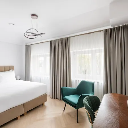 Grand Crown Aparthotel Wilna